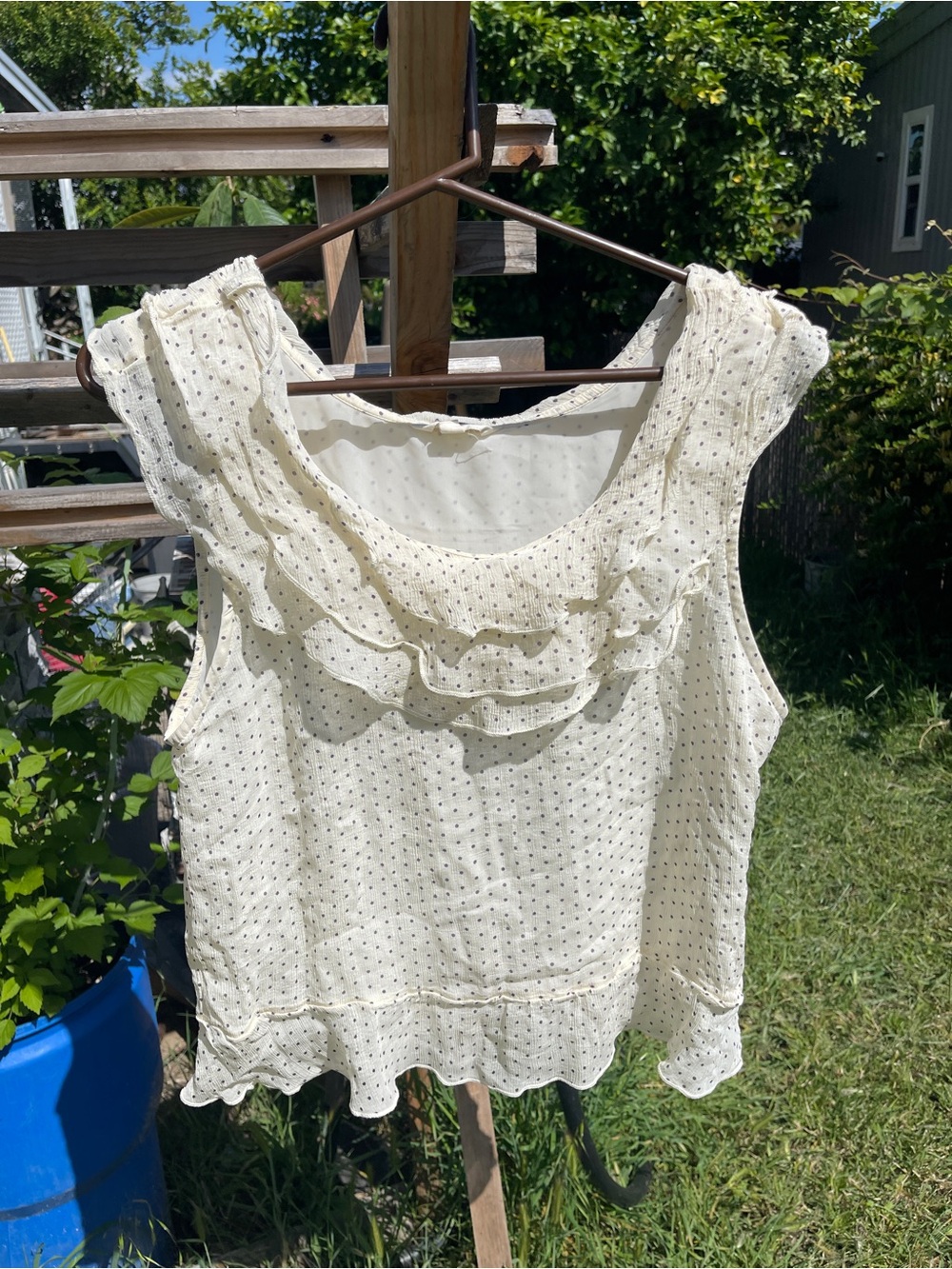 Lucky Brand Cream Ruffle Sleeveless Blouse - Women's Top